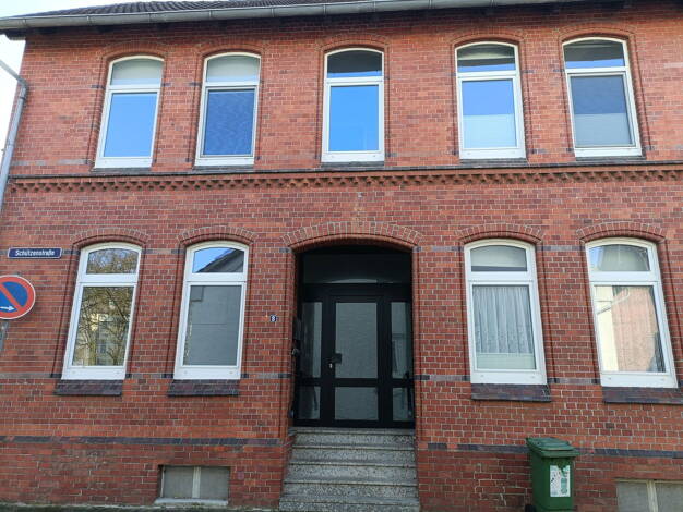 Mehrfamilienhaus zum Kauf provisionsfrei 309.000 € 6 Zimmer 205 m² 402 m² Grundstück Schützenstraße 8 Sarstedt Sarstedt 31157