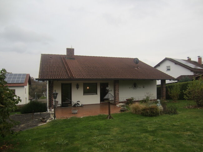 Einfamilienhaus zur Miete 1.200 € 4 Zimmer 150 m²<br/>Wohnfläche 850 m²<br/>Grundstück Linden Hebertsfelden 84332