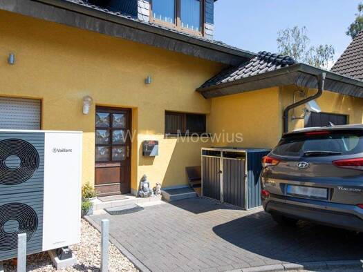 Mehrfamilienhaus zum Kauf 625.000 € 9 Zimmer 243 m² 554 m² Grundstück Steinenbrück Overath 51491