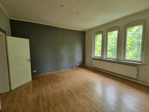 Wohnung zum Kauf provisionsfrei 435.000 € 4 Zimmer 126 m² Geschoss 2/3 frei ab sofort Braunschweig Viewegsgarten - Bebelhof 38102