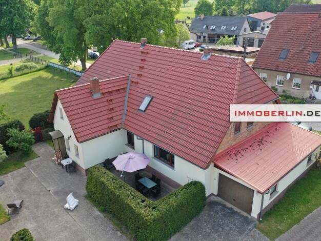 Einfamilienhaus zum Kauf 325.600 € 8 Zimmer 150 m² 8.000 m² Grundstück Roggentin Mirow 17252