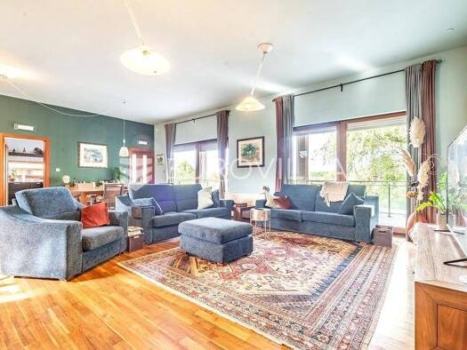Haus zur Miete 9.500 € 4 Zimmer 1.000 m² Granesina Dubrava - Klaka - Mirosevac