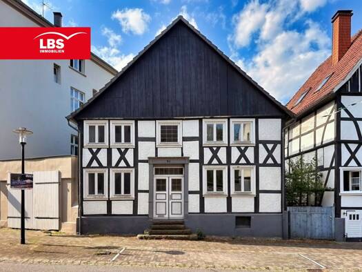 Einfamilienhaus zum Kauf 198.000 € 6 Zimmer 160 m² 278 m² Grundstück frei ab sofort Neheim-Hüsten Arnsberg 59755