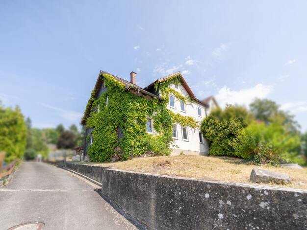 Mehrfamilienhaus zum Kauf 165.000 € 10 Zimmer 240,8 m² 434 m² Grundstück Coburg Coburg 96450