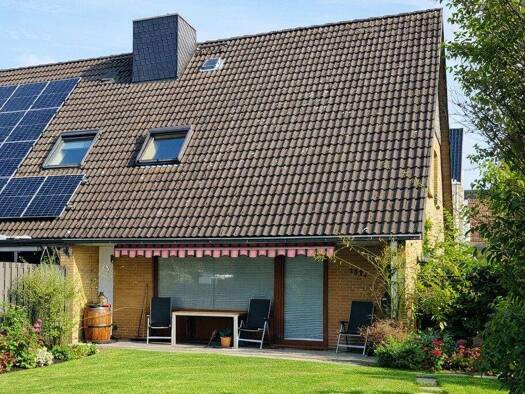 Doppelhaushälfte zum Kauf 339.000 € 4 Zimmer 105 m² 394 m² Grundstück Hamburger Straße 187 d Henstedt-Ulzburg 24558