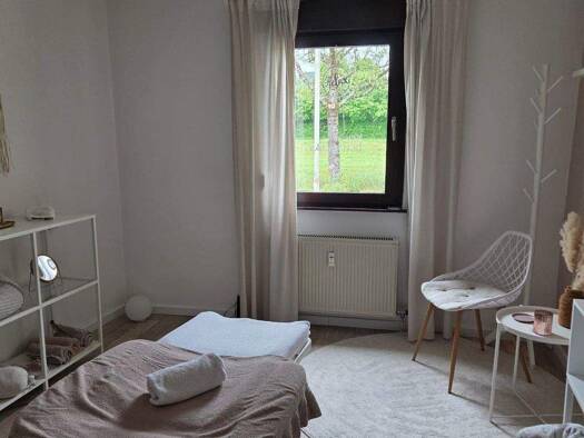 Sonstiges zum Kauf provisionsfrei als Kapitalanlage geeignet 130.000 € 7 Zimmer 98 m² Landstraße 17 Hörden Gaggenau 76571