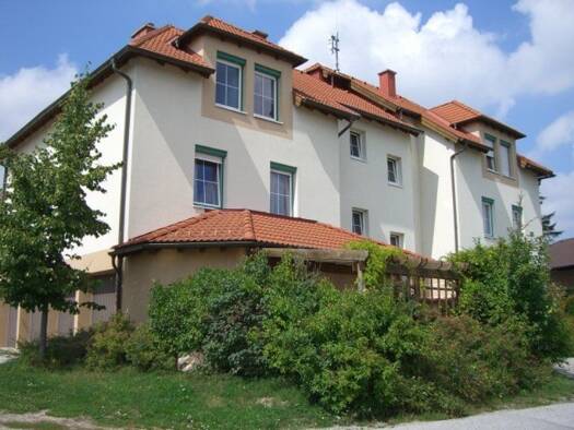 Wohnung zur Miete 455 € 3 Zimmer 70,8 m² 1. Geschoss frei ab 01.10.2026 Weitersfeld 2084