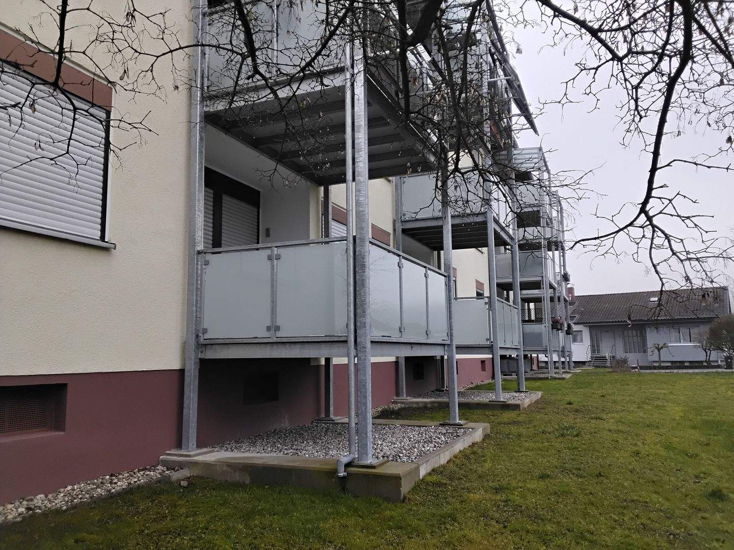 Immobilie in Obrigheim - Im Erdgeschoß, sehr zentral, renoviert, teilweise altersgerecht zu 95%, leerstehend und sofort beziehbar!  - Bild 3