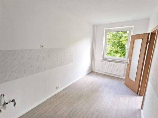 Wohnung zur Miete 380 € 3 Zimmer 68,7 m² 2. Geschoss Talstraße 48 Reichenbrand Reichenbrand 09117