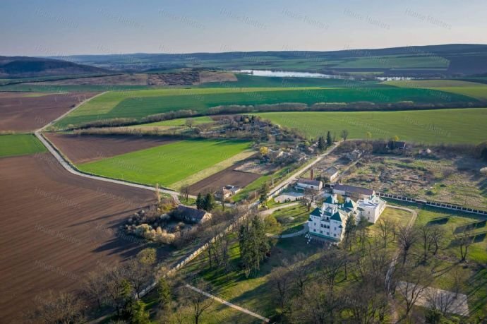 Schloss zum Kauf provisionsfrei 9.900.000 € 3.133 m²<br/>Wohnfläche 58.943 m²<br/>Grundstück Acsa 2683