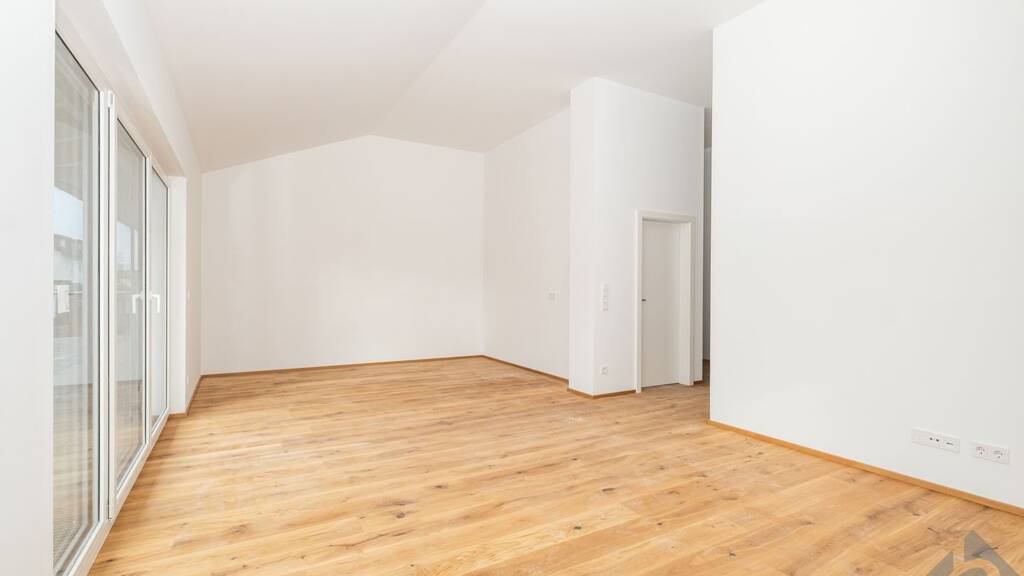 Terrassenwohnung zum Kauf - Erstbezug 549.000 € 3 Zimmer 82,1 m² 1. Geschoss frei ab sofort Eugendorf 5301