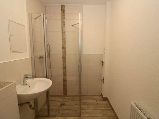 Wohnung zur Miete 319 € 2 Zimmer 40,3 m² EG Friedeburger Straße 34 Freiberg 09599