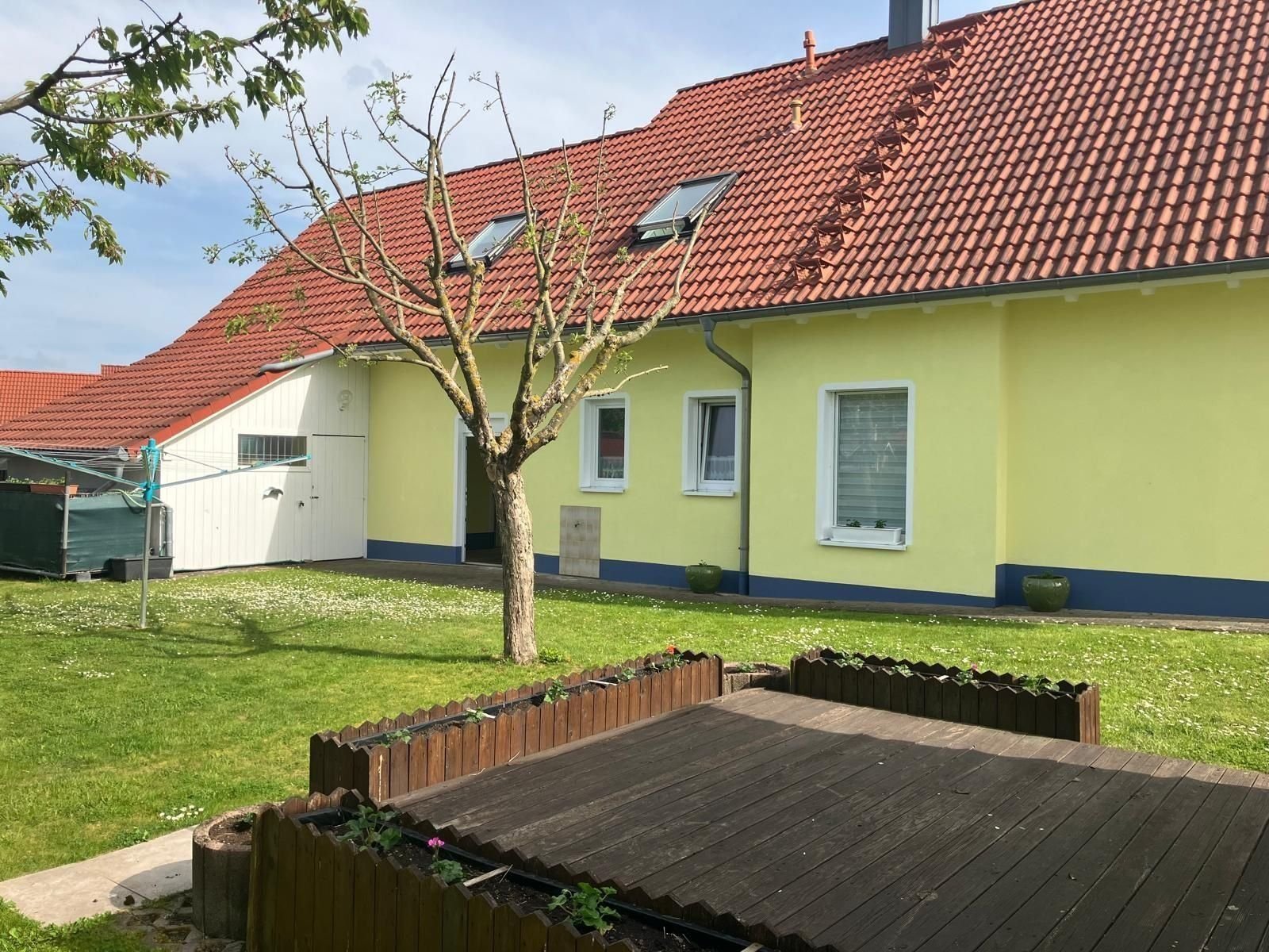 Einfamilienhaus zum Kauf 449.000 € 6 Zimmer 154,5 m²<br/>Wohnfläche 933 m²<br/>Grundstück Mittelberg 40 Bad Königshofen Bad Königshofen i.Grabfeld 97631