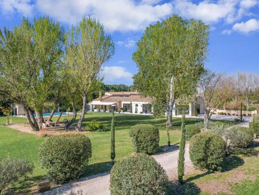 Einfamilienhaus zum Kauf 2.750.000 € 5 Zimmer 286 m² 21.322 m² Grundstück Saint-Rémy-de-Provence 13210