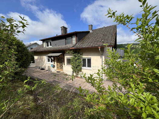 Mehrfamilienhaus zum Kauf 359.000 € 9 Zimmer 219 m² 822 m² Grundstück frei ab sofort Oberndorf Jossgrund 63637
