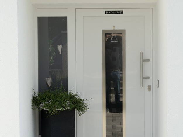 Einfamilienhaus zum Kauf provisionsfrei 870.000 € 11 Zimmer 237 m² 992 m² Grundstück Steinkirchen Reichertshausen 85293
