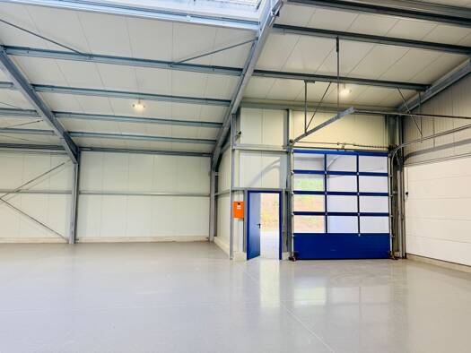 Lagerhalle zur Miete 1.800 € 430 m² Lagerfläche Hofeld-Mauschbach Namborn 66640