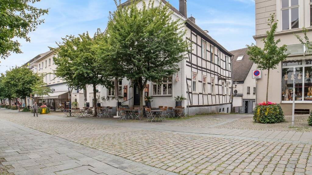 Mehrfamilienhaus zum Kauf 443.000 € 10 Zimmer 224 m² 580 m² Grundstück Arnsberg 59821