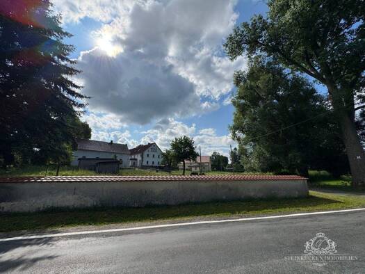 Haus zum Kauf 299.000 € 6 Zimmer 200 m² 5.774 m² Grundstück Schwosdorf Kamenz 01917