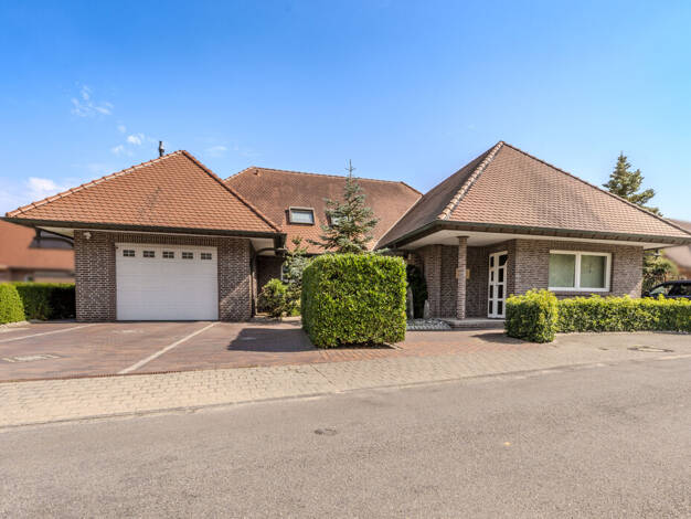 Einfamilienhaus zum Kauf 577.000 € 270 m² 829 m² Grundstück Geeste Geeste / Dalum 49744