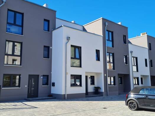 Reihenhaus zur Miete 1.650 € 5 Zimmer 145 m² 100 m² Grundstück frei ab 01.09.2026 Eilenburger Straße 72 Delitzsch 04509