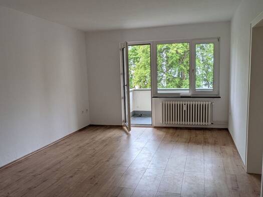 Wohnung zur Miete 630 € 2 Zimmer 73 m² 2. Geschoss frei ab sofort Gebhardtstr. 22 Holsterhausen Stadtbezirk III 45147