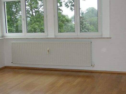 Wohnung zur Miete 572 € 2 Zimmer 60 m² frei ab sofort Goetheallee Ilmenau 98693