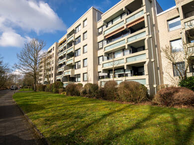Wohnung zur Miete 590 € 1 Zimmer 47 m² 3. Geschoss frei ab 01.06.2025 Stadionviertel Neuss 41464