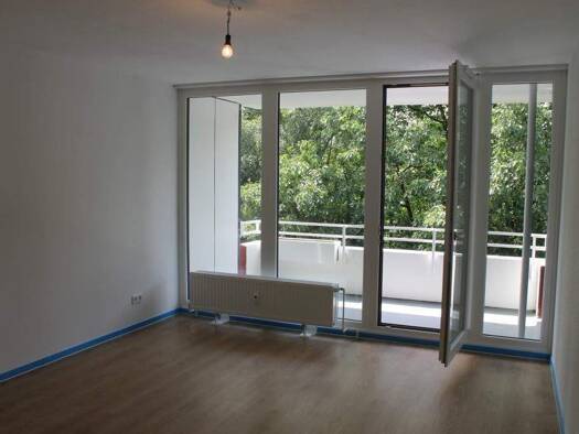 Wohnung zur Miete 649 € 3 Zimmer 81 m² 3. Geschoss frei ab 13.03.2026 Kolberger Straße 65 Siegen 57072