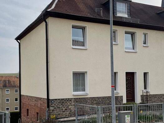 Mehrfamilienhaus zum Kauf 110.000 € 3 Zimmer 89 m² 430 m² Grundstück Lunzenau 09328