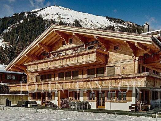 Wohnanlage zur Miete als Kapitalanlage geeignet 18.333 CHF 8 Zimmer 230 m² Gsteig 3784