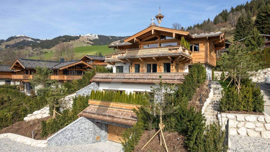Einfamilienhaus zum Kauf - Erstbezug 14.900.000 € 8 Zimmer 400 m² 1.001 m² Grundstück Aurach bei Kitzbühel 6371