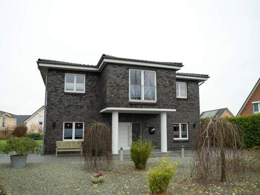 Villa zum Kauf 599.000 € 6 Zimmer 230 m² 793 m² Grundstück Handewitt 24983