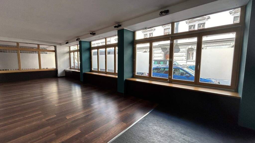 Laden zur Miete 280 m² Verkaufsfläche Innsbruck 6020
