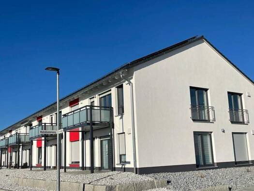 Wohnung zur Miete 720 € 2 Zimmer 60,4 m² EG Im Kornfeld 3 Colmberg 91598