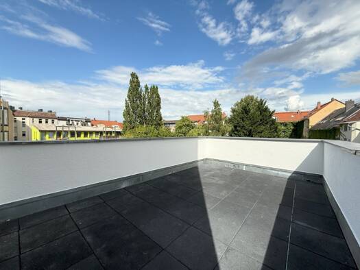 Wohnung zur Miete 800 € 5 Zimmer 113,2 m² frei ab sofort Leipziger Straße 184 Frankfurt Frankfurt (Oder) 15232