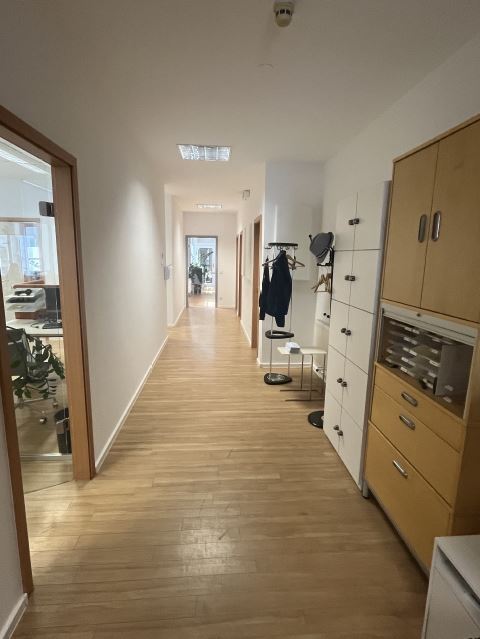 Bürofläche zur Miete provisionsfrei 2.700 € 6 Zimmer 188 m²<br/>Bürofläche Hainstraße 4 Zentrum Leipzig 04109