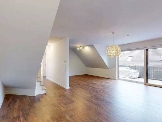 Maisonette zur Miete 2.045 € 4,5 Zimmer 132 m² Geschoss 1/3 frei ab 15.09.2026 Gleuel Hürth 50354