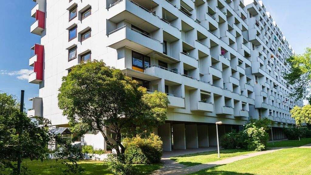 Wohnung zur Miete 916 € 3 Zimmer 84 m² 11. Geschoss frei ab 16.04.2026 Rostocker Str. 53/520 Bad Cannstatt Stuttgart 70376