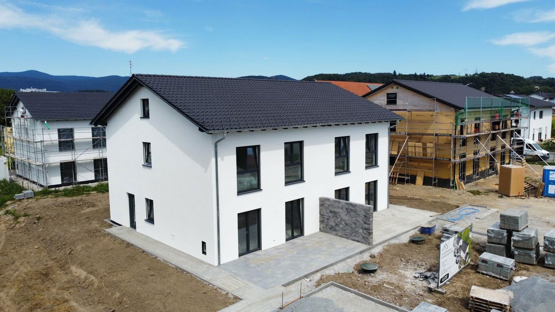 Doppelhaushälfte zum Kauf provisionsfrei 4 Zimmer 130 m²<br/>Wohnfläche 360 m²<br/>Grundstück 01.11.2024<br/>Verfügbarkeit Fischerdorf Deggendorf 94469