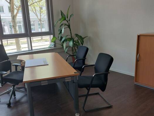 Bürofläche zur Miete provisionsfrei 470 € 1 Zimmer 20 m² Bürofläche Stadtmitte Mitte 18055