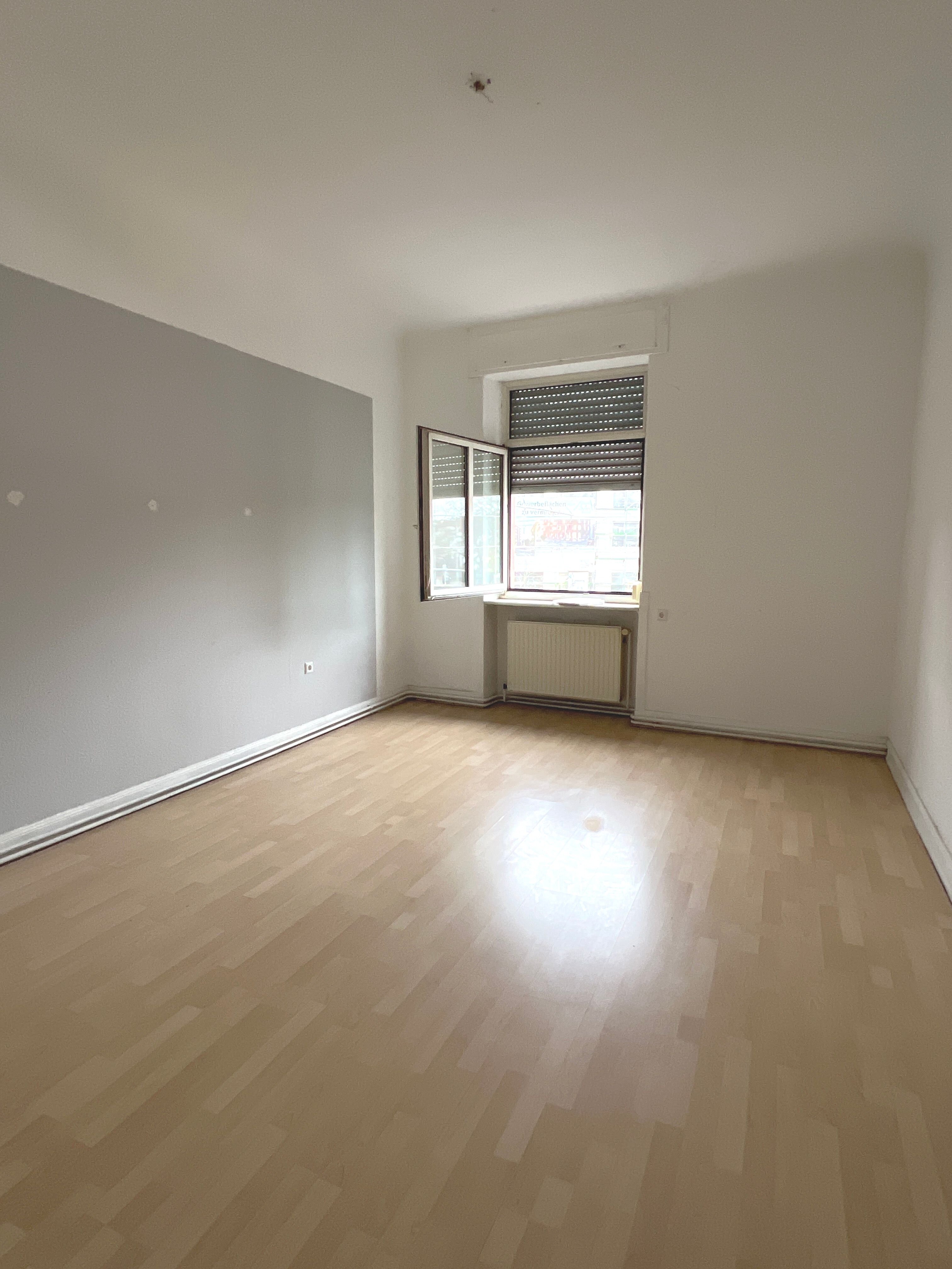 Wohnung zur Miete 945 € 2 Zimmer 63 m²<br/>Wohnfläche ab sofort<br/>Verfügbarkeit Friedrich-Ebert-Straße 28 Wohlgelegen - West Mannheim 68167