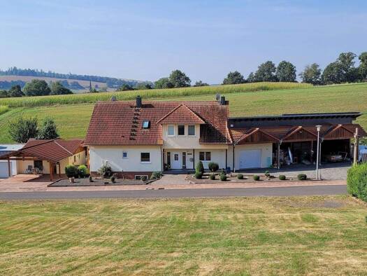 Einfamilienhaus zum Kauf 625.000 € 13 Zimmer 356 m² 1.639 m² Grundstück Im Hitzbach 3 Hatterode Breitenbach am Herzberg 36287