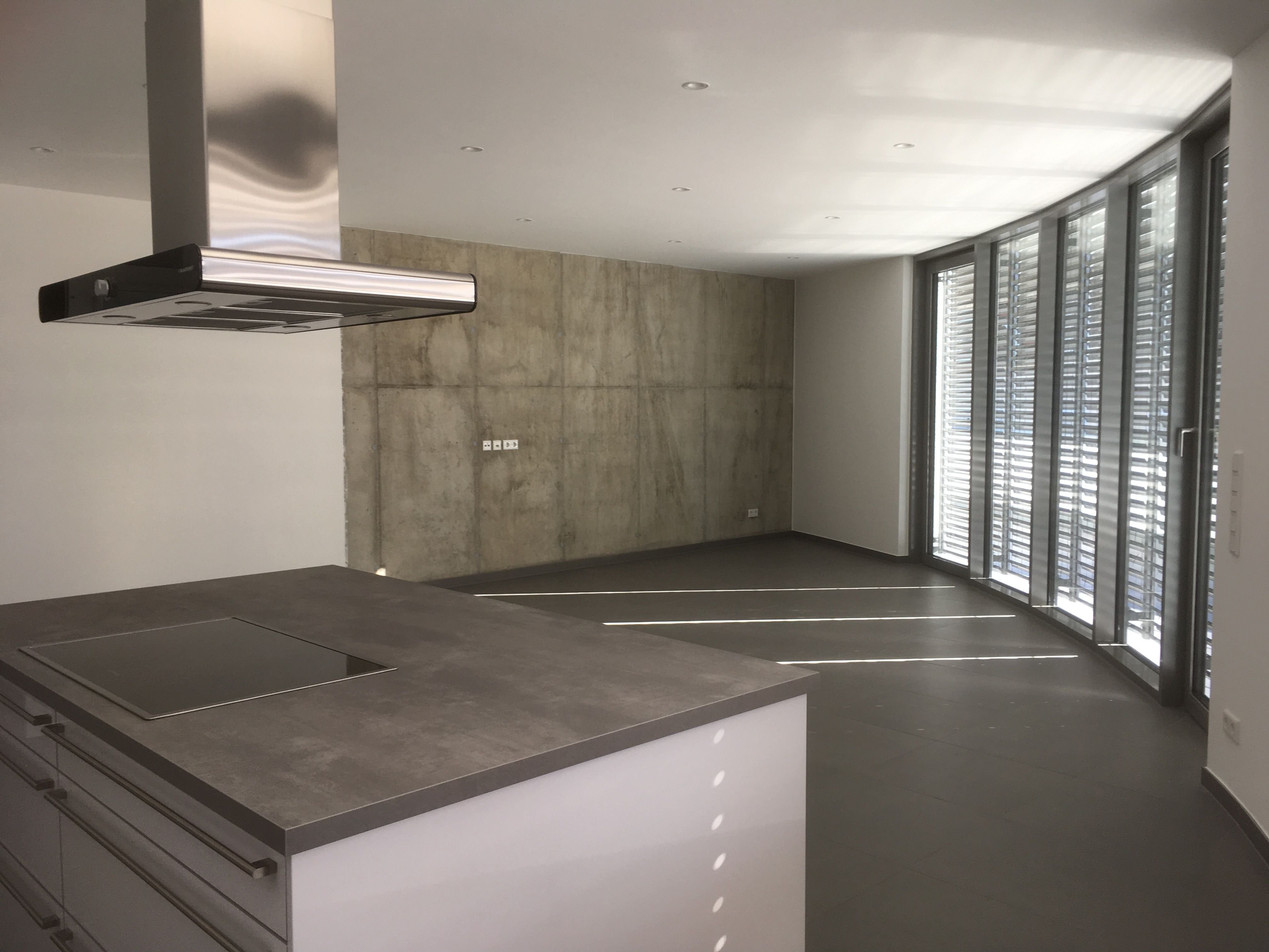 Terrassenwohnung zur Miete 1.320 € 2,5 Zimmer 127,3 m²<br/>Wohnfläche EG<br/>Geschoss 01.12.2024<br/>Verfügbarkeit Erlangerstr. 28 Herzogenaurach 11 Herzogenaurach 91074