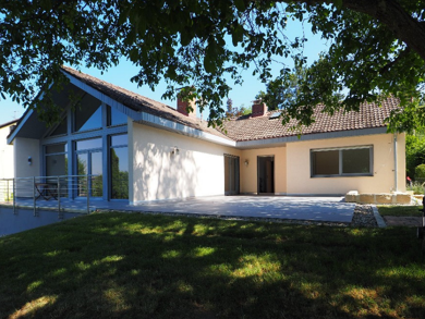 Einfamilienhaus zur Miete 2.500 € 6 Zimmer 180 m² 1.307 m² Grundstück frei ab 15.08.2025 Spardorf 91080