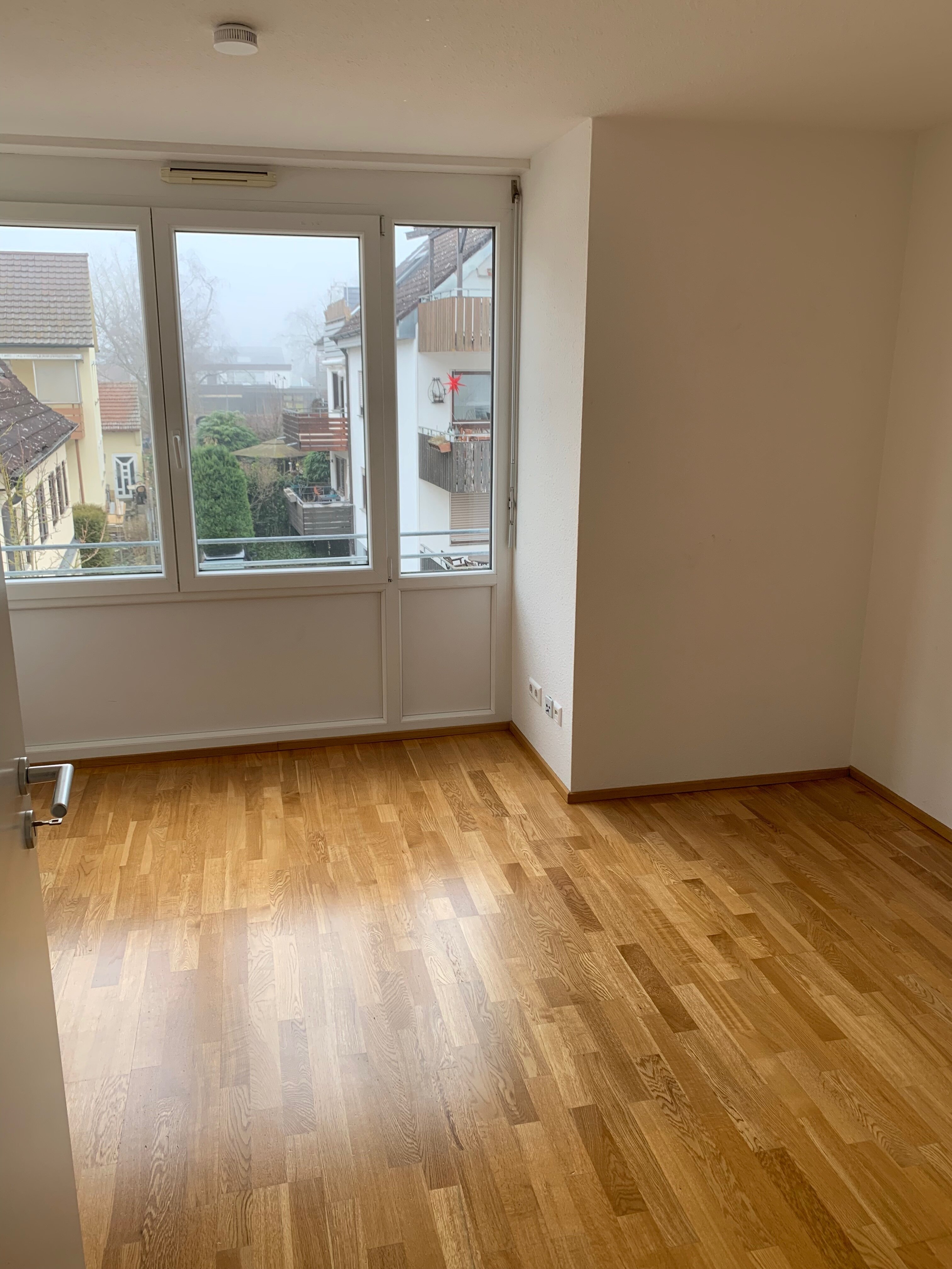 Wohnung zur Miete 1.350 € 4 Zimmer 100 m²<br/>Wohnfläche 1.<br/>Geschoss 01.03.2025<br/>Verfügbarkeit Neckargröningen 513 Remseck am Neckar 71686