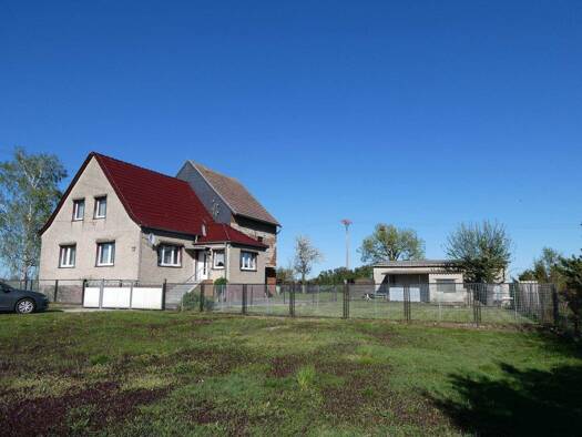 Einfamilienhaus zum Kauf 145.000 € 4 Zimmer 90 m² 3.496 m² Grundstück frei ab sofort Seelow Seelow 15306