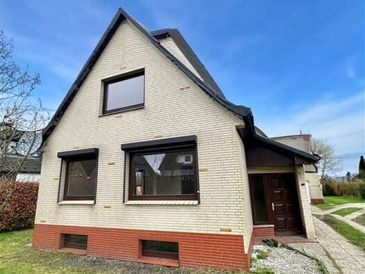 Doppelhaushälfte zum Kauf provisionsfrei 499.000 € 4 Zimmer 118,9 m² 735,5 m² Grundstück Königsberger Straße 26 Schenefeld 22869