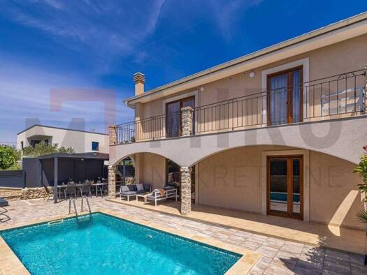 Haus zum Kauf 495.000 € 5 Zimmer 160 m² Krk Krk