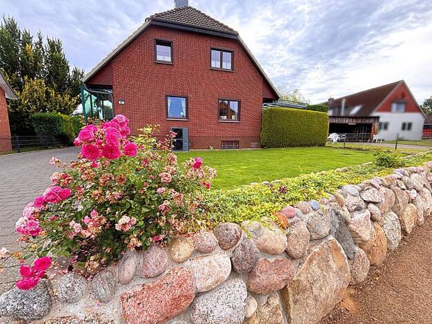 Haus zum Kauf 575.000 € 4 Zimmer 110 m² 813 m² Grundstück Papendorf Brunsbek 22946